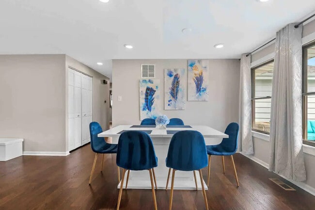 Photo - 1401 W Weathersfield Way Unidad ID1237902P