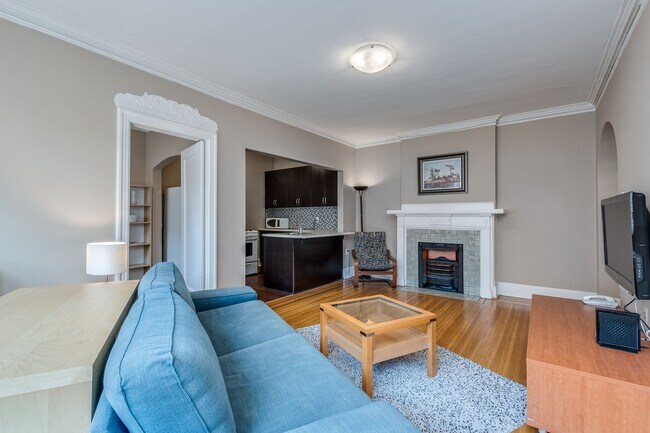 Photo - 935 Jervis St Unit 14