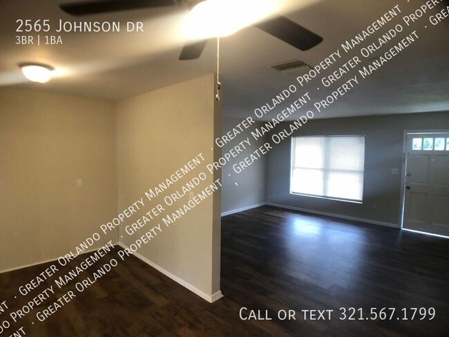 Photo - 2565 Johnson Dr
