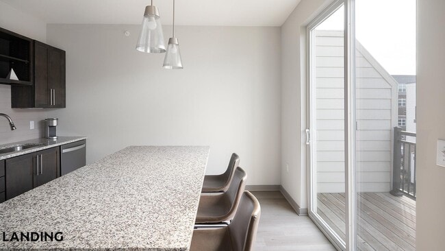 Photo - 1801 Meridian St Unit 930