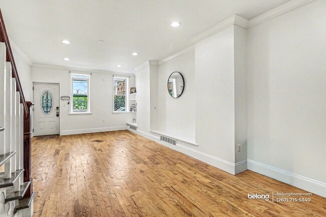 Photo - 174 E Huntingdon St