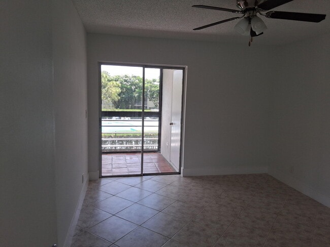 Photo - 2100 Springdale Blvd Unit 303