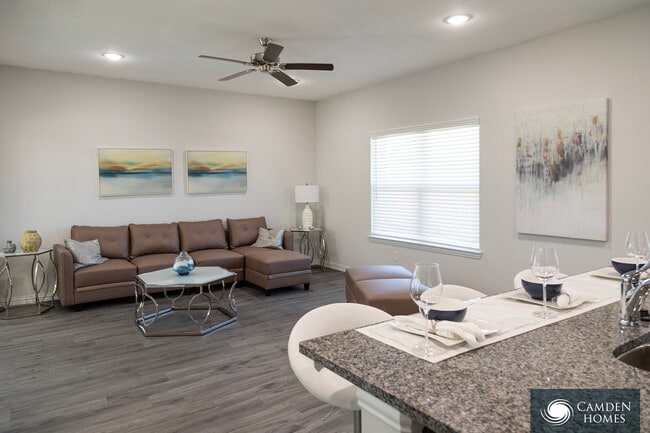 Photo - 112 Purdue Rd