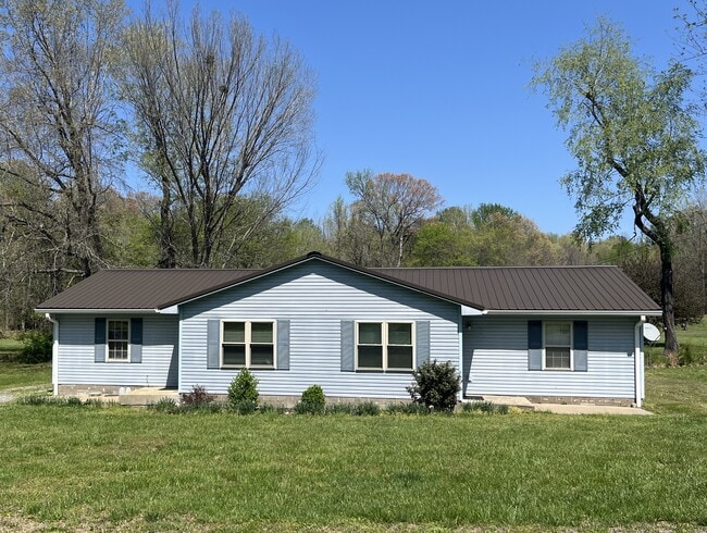 Front; unit B on left - 1246 KY-1271