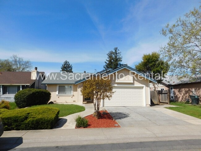 Building Photo - Great 3bd/2ba Home with 2 Car Garage!