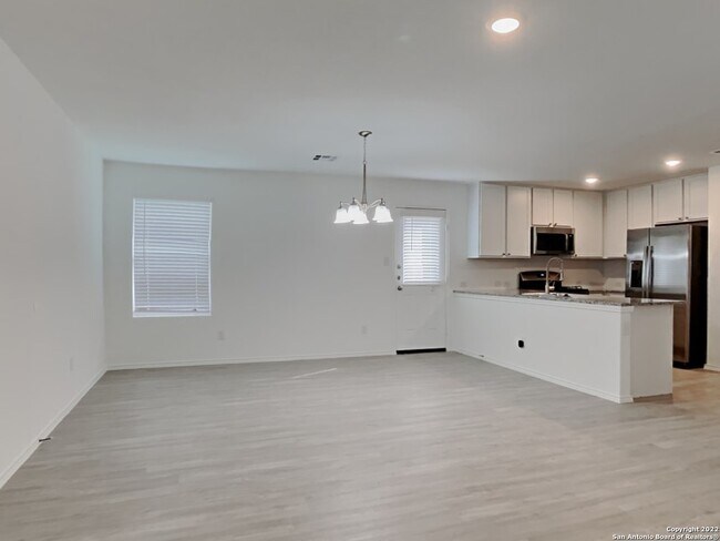 Photo - 10246 Devon Wheel St