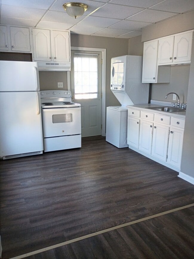 Building Photo - 424 S Market St Unit 424 1/2