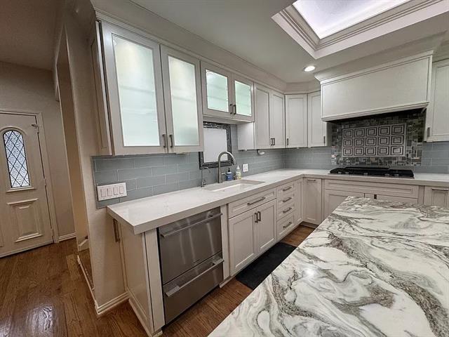 Photo - 6015 Willow Wood Ln