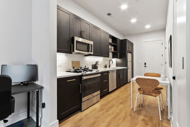 Photo - 2317 W Grace St Unit ID1313878P