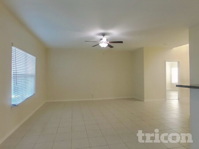 Photo - 640 Totem Trail Dr
