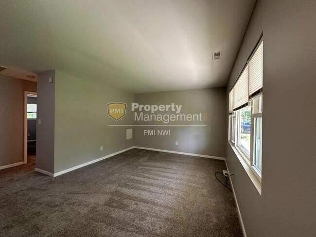 Photo - 5929 Jefferson St