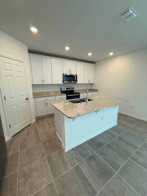 Photo - 2339 White Tail St