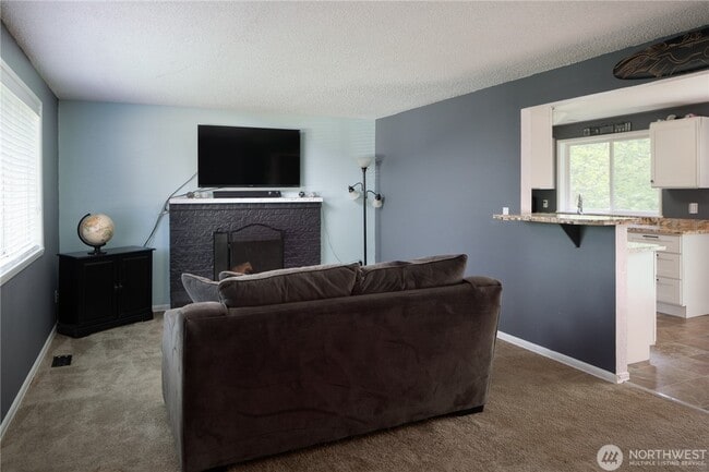 Photo - 19105 60th St E