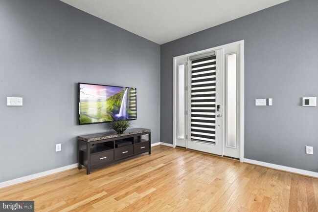 Photo - 120 Cambria Walk