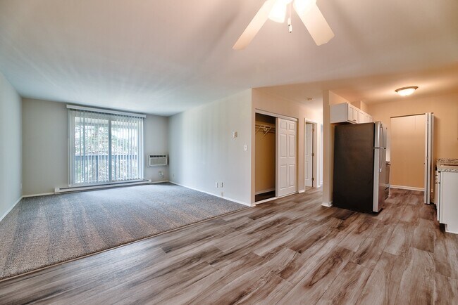 Glen Hills Apartments