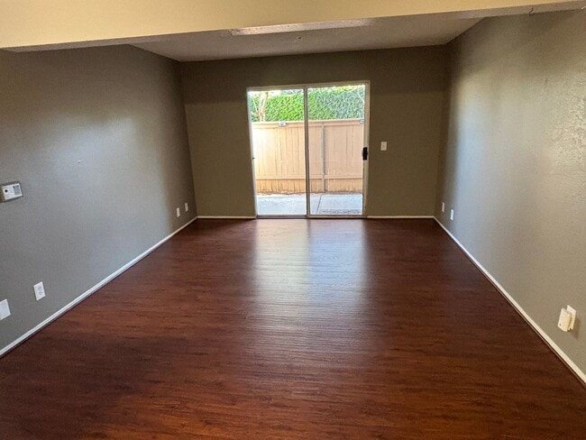 Photo - 321 Inger Dr Unit G-56