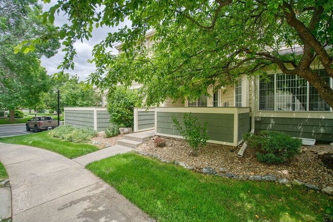 Photo - Beautiful Quail Crossing Townhome – Walk t...