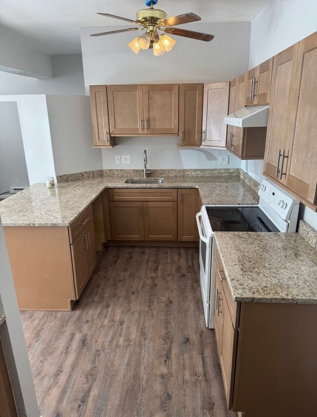 Photo - 131 Naugatuck Ave Apartamento Unidad B