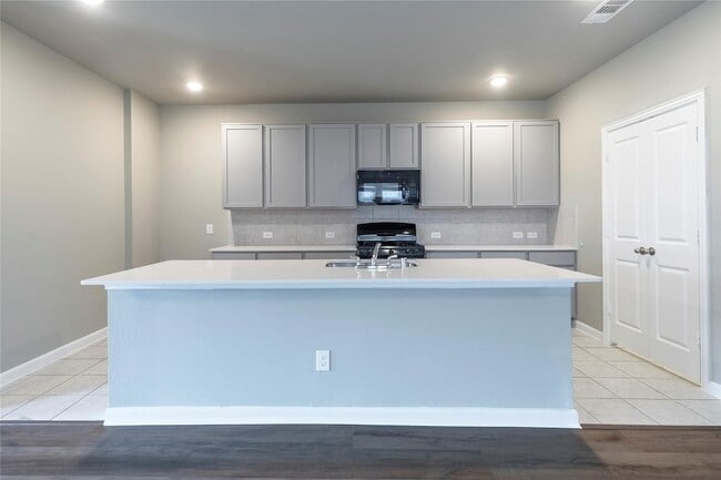 Photo - 2069 Hartley Dr