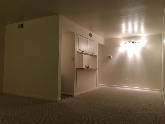 Photo - 1111 Maxwell Ave Unit 123