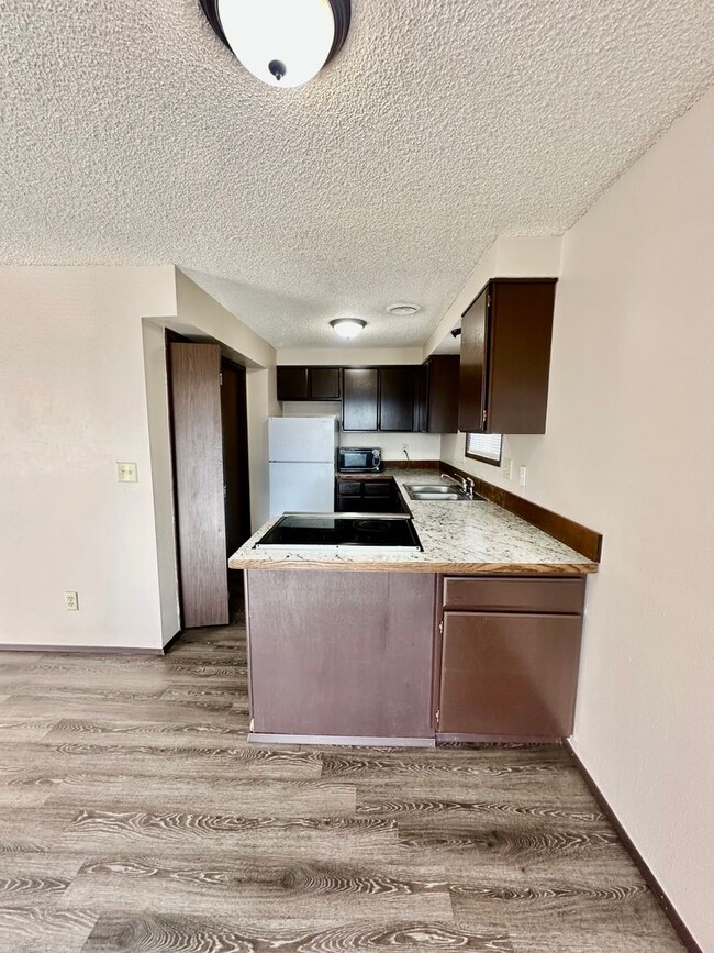 Photo - 2bdrm, 1 bath apartment in Moyina Heights. Water,sewer & garbage included