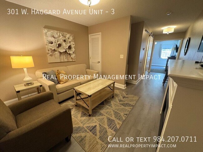 Photo - 301 W Haggard Ave Unit 3