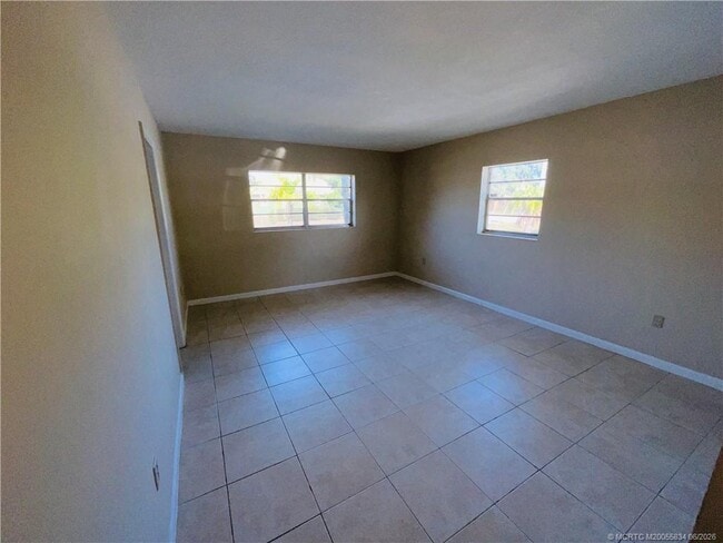 Photo - 1701 Sunrise Blvd