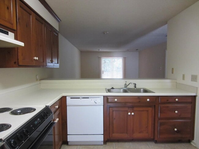 Photo - 2 Bedroom Duplex in Quail Rise Subidivision