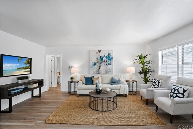 Photo - 3116 W 135th St