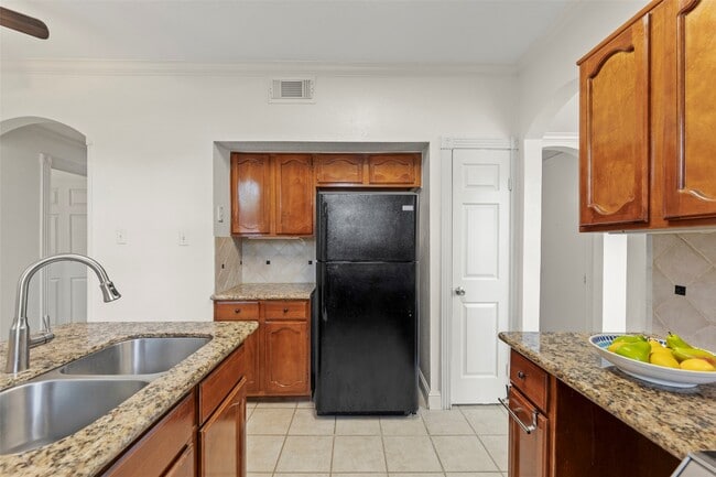 Photo - 1881 Bering Dr Unit 87