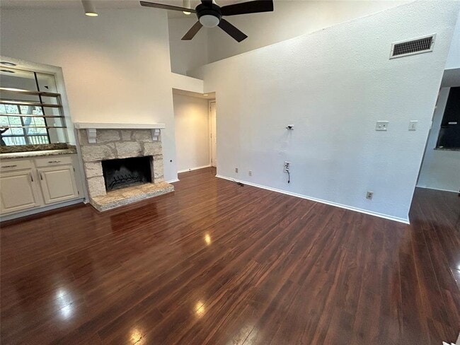 Photo - 3809 Spicewood Springs Rd Unit 208