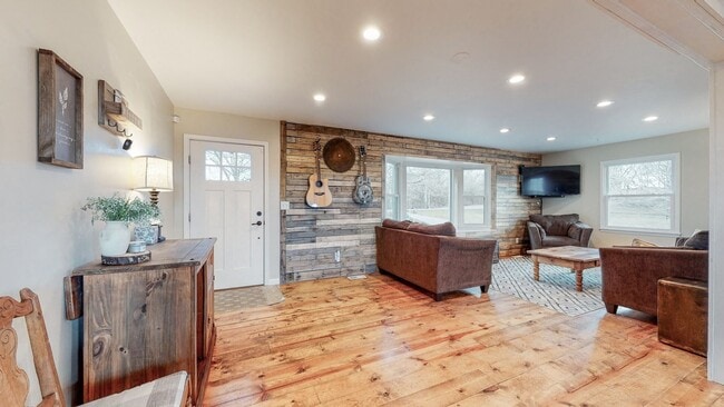 Photo - Stunning home situated on over 1 acre in North Thompson’s Station!