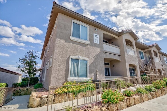 Photo - 2305 W Horizon Ridge Pkwy Unit 1822
