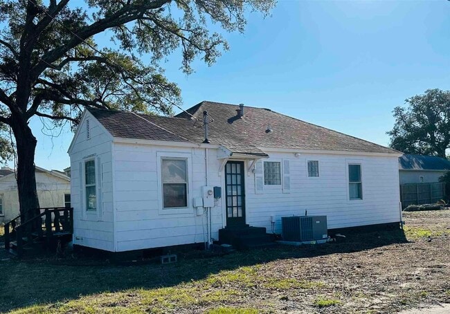 Photo - 601 S 2nd St