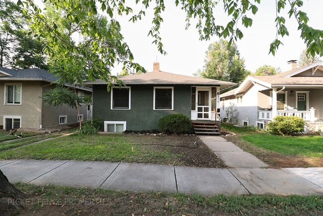 Building Photo - Beautiful Historic Two Bedroom Home