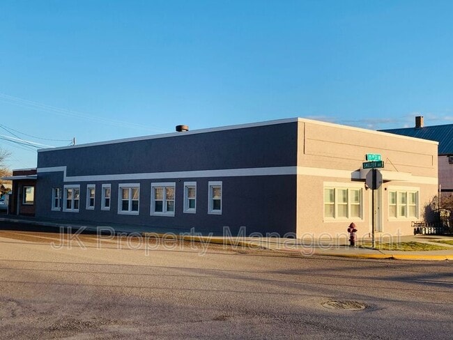 Building Photo - 1500 Smelter Ave Unit #2