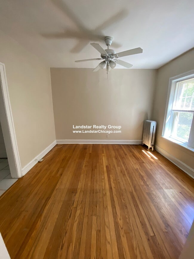 Photo - 832 Reba Pl Unit 1N