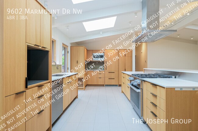 Photo - 9602 Marmount Dr NW