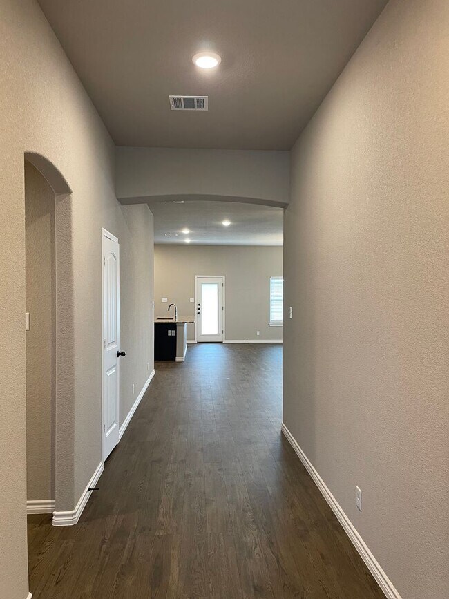 Photo - Available Now | Beautiful Single-Story 4 Bed, 2.5 Bath | Covered Patio | Close to Fort Cavazos | ...