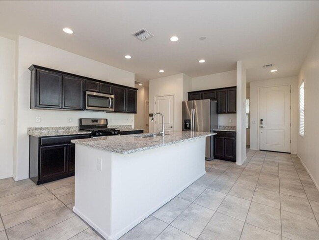 Photo - Modern Comfort Meets Community Living – 3 Bed, 2 Bath Beauty with Resort-Style Amenities!