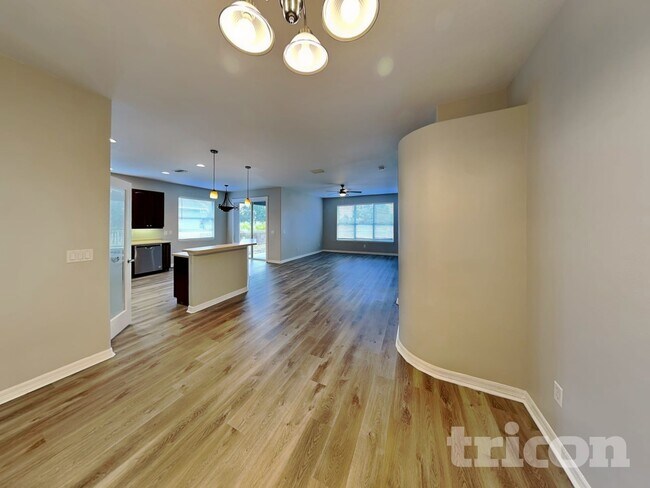 Photo - 12559 23rd St E