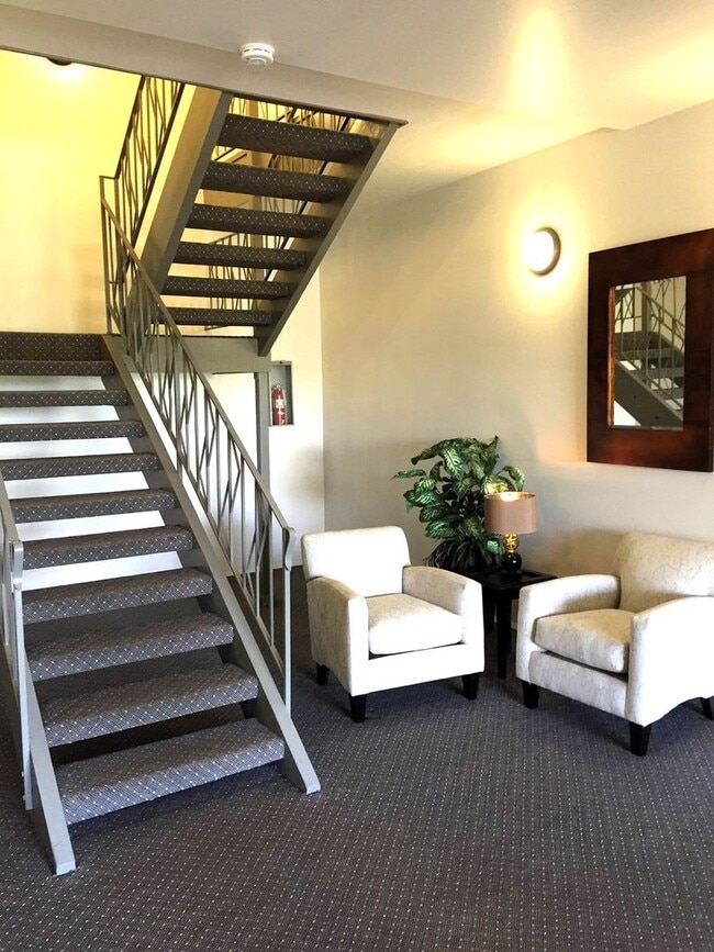 Photo - Bayview Condo with Updated Features - Boulevard