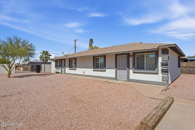 Photo - 1202 N 49th Pl