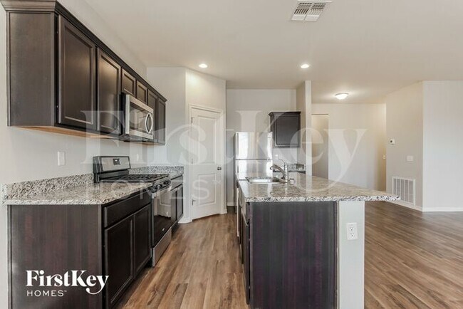 Photo - 20037 W Mesquite Dr