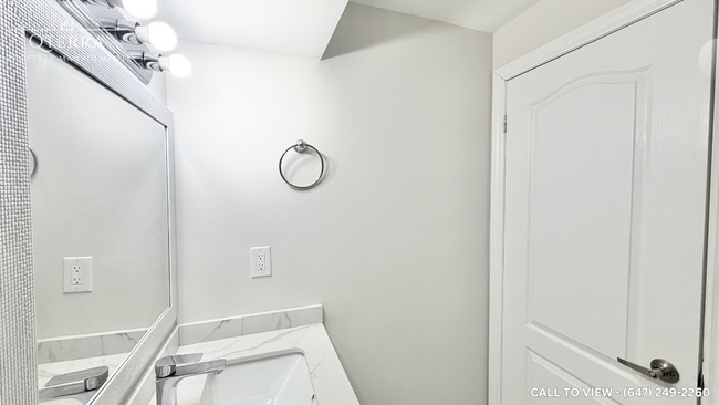 Photo - 923 Guinness Cres