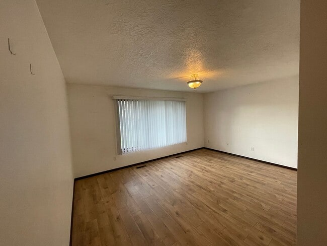 Photo - 3526 SE 118th Ave