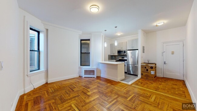 Building Photo - 17 W 125th St Unit 5H Rental