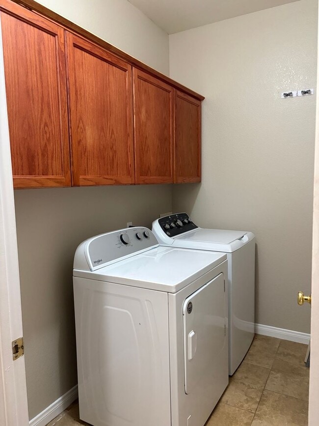 Photo - 8001 Walpole Ave Unit B