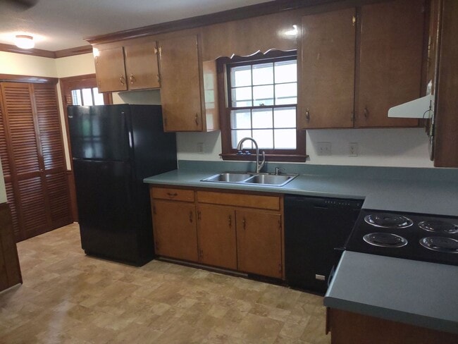 Photo - 732 N Harrison Ave