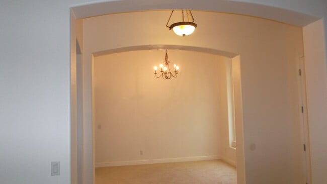 Photo - Excellent Elk Grove Location, Spacious 4 bedroom home with office, sitting parlor, and large kitchen